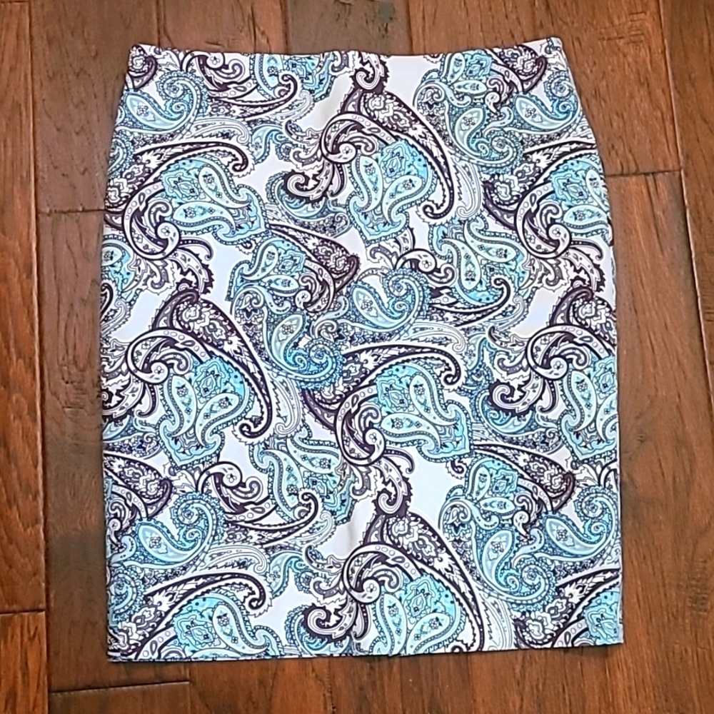 💥3for$12💥 Liz Claiborne women's teal & grey paisley print skirt size 12